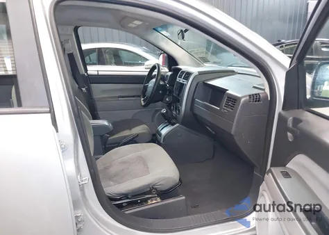 2007 Jeep Compass Sport из США, поврежденный, VIN 1J8FF47W47D278597